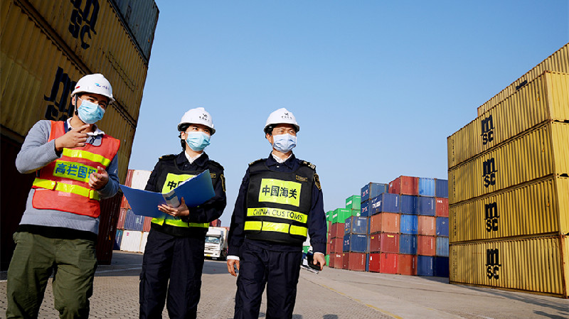 拱北海關出台20條措施優化口岸營商環境