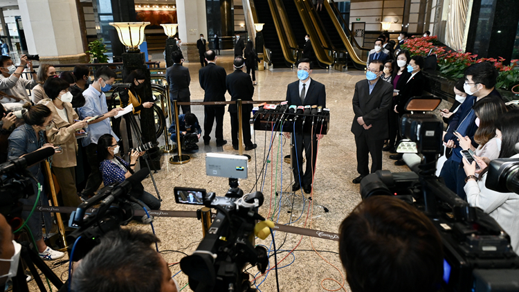 【商報時評】廣泛納民意 實幹開新篇