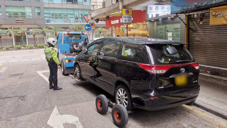 油尖警區打擊違泊 發出逾千張罰款通知書