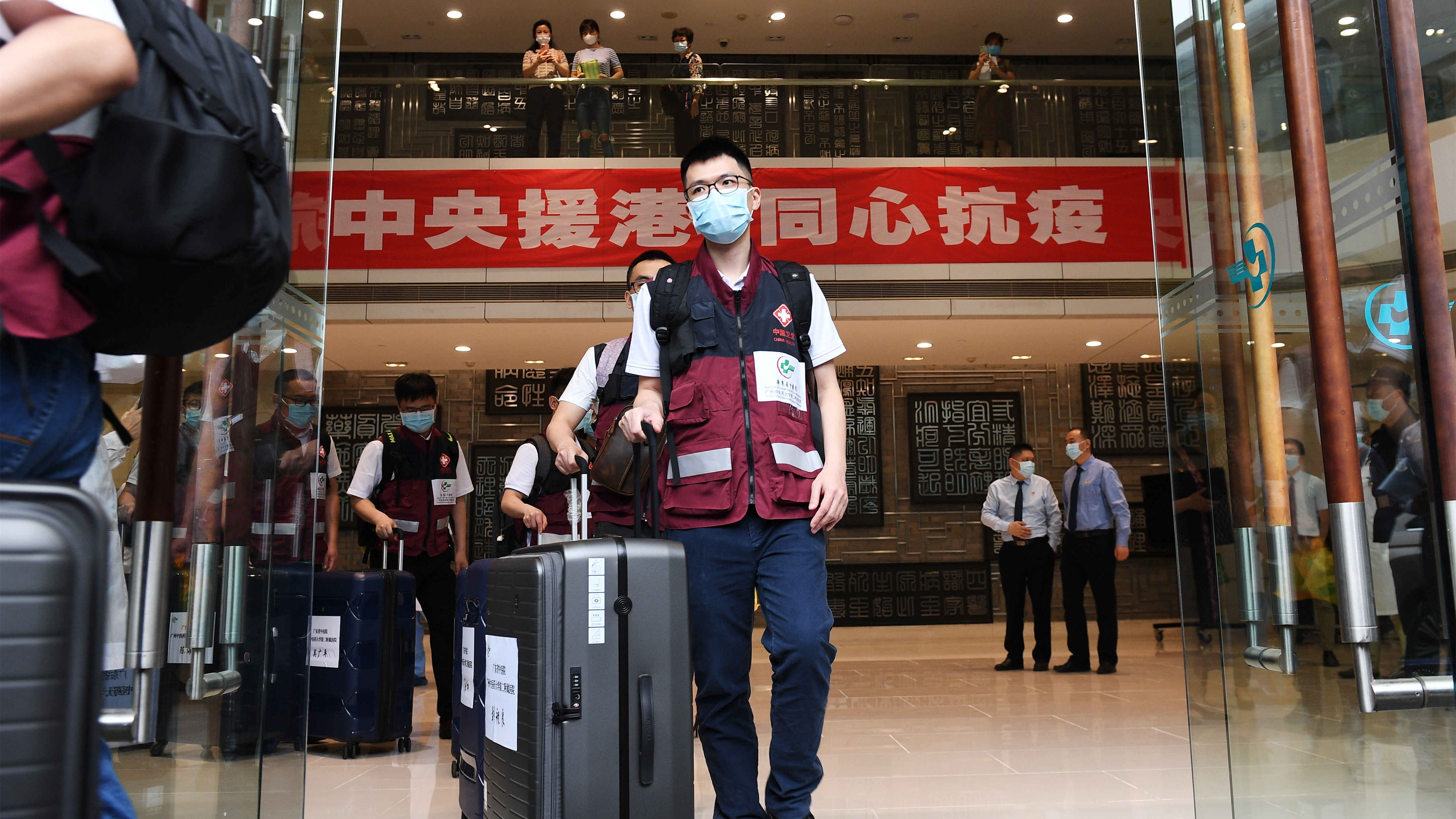 內地援港中醫醫護人員：得到患者認可 一切都值得