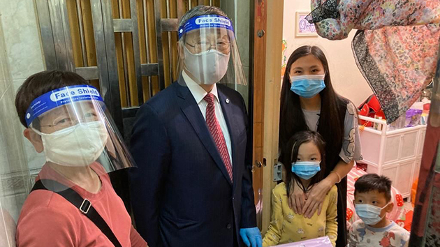 專資會慈善信託捐出24.5萬元及700份抗疫包