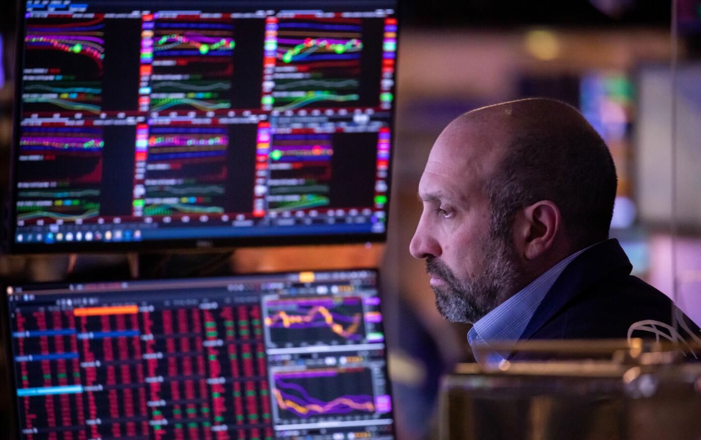 隔夜美股三大指數大跌 納斯達克跌近4%