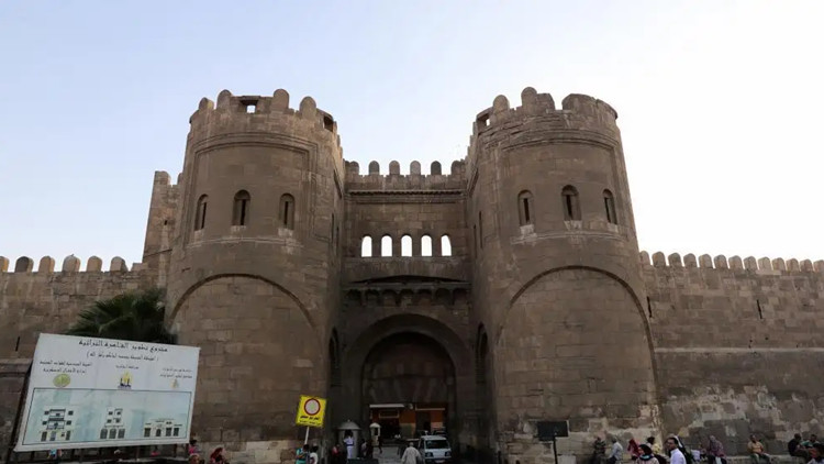 佐丹奴於埃及開羅開設首間門市