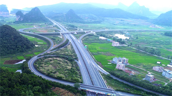 廣西賀州：開闢全力東融新路徑 跑出經濟發展「加速度」