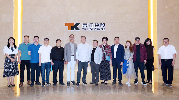 八大作家走進深圳光明區鳳凰街道 探訪城市傳承