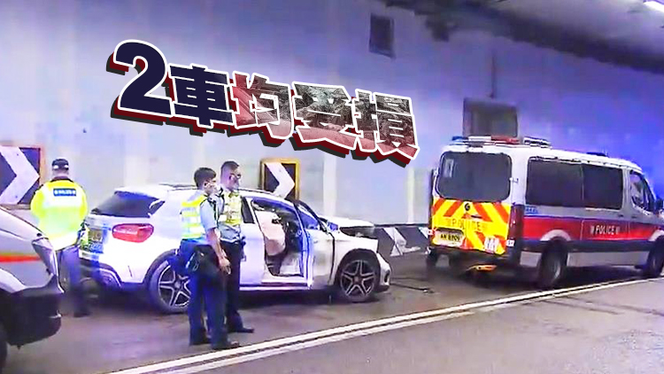 尖沙咀私家車撼警車 司機及男警頸項不適送院