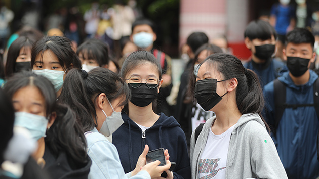 台灣高中應屆畢業生跌破20萬人 就業比率為5年新低