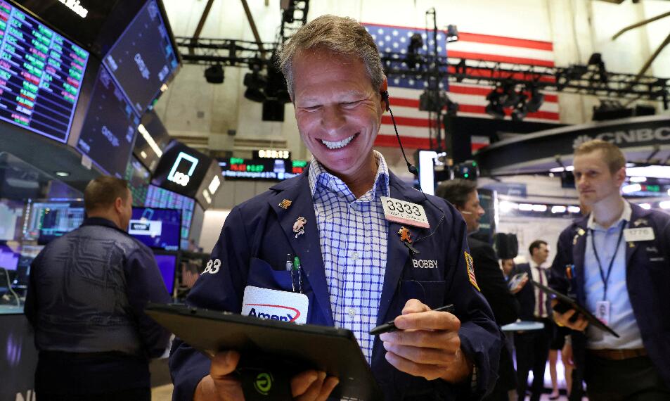 美聯儲展示打擊通脹決心 道指早段升近五百點