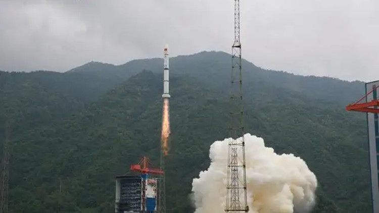 一箭9星！我國成功發射吉利星座01組衛星