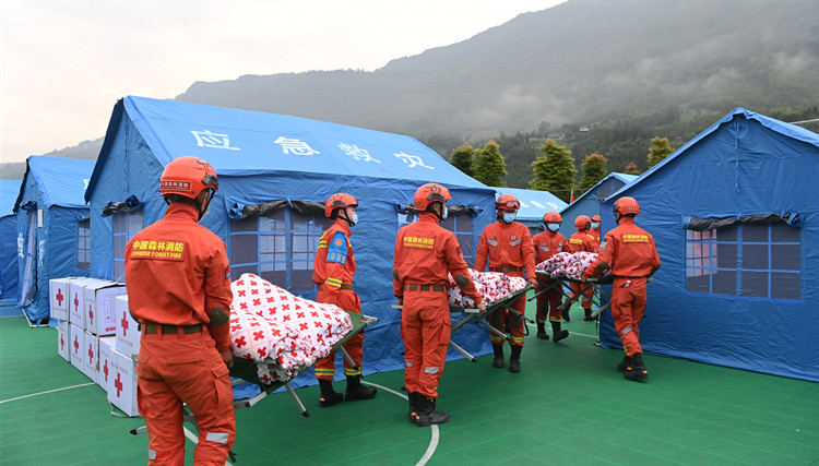 四川蘆山縣6.1級地震災區通信電力道路基本恢復