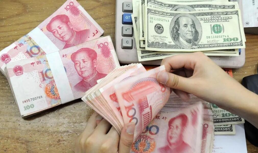 【商報快評】在岸離岸人民幣均高於中間價