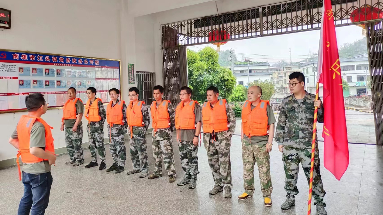 廣東南雄鄉鎮全力防汛 築牢「龍舟水」防禦安全線