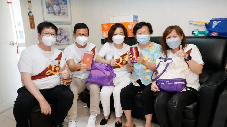 葵青區共慶回歸顯關懷活動 為逾二萬戶家庭送溫暖