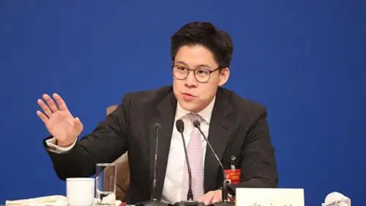 霍啟剛：習近平主席出席慶典既感動亦期待