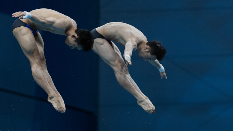 世錦賽王宗源曹緣3米板攬冠亞軍 練俊傑/楊昊10米跳台奪金