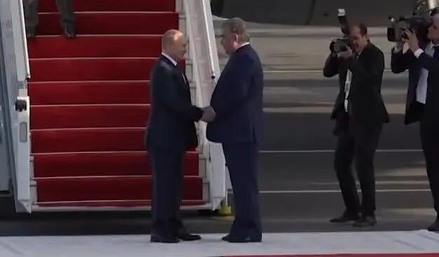 普京訪問塔吉克斯坦 稱俄方望與塔利班建立關係