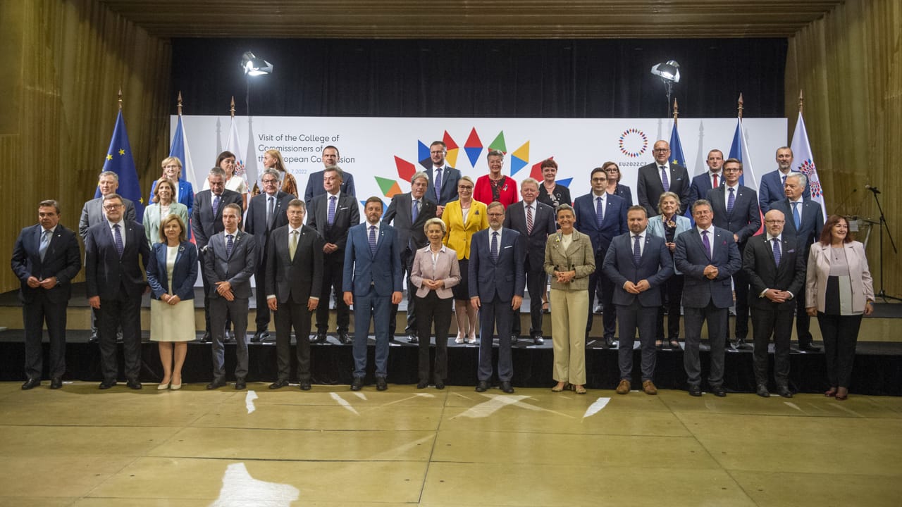 捷克接任歐盟輪值主席國 為期半年