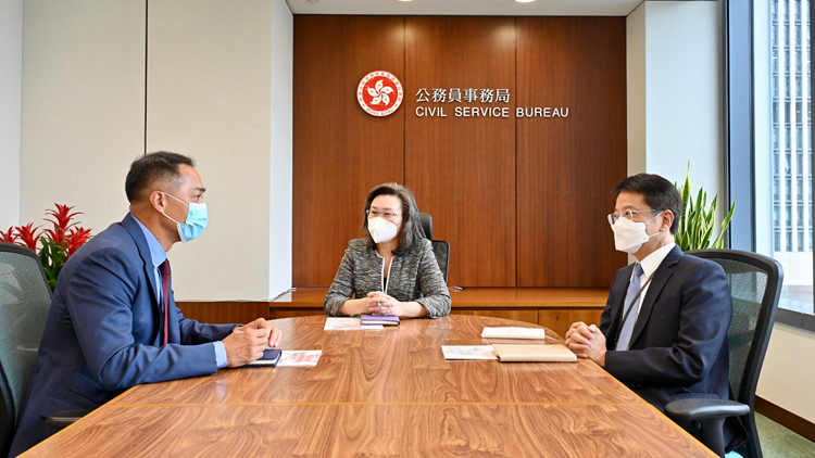 楊何蓓茵：公務員對有效管治及施政成效至關重要 將持續加強培訓