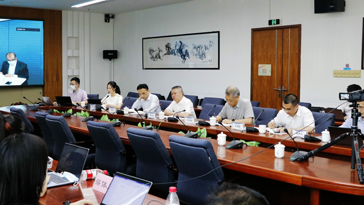 領會習主席「七一」重要講話精神 深港智庫議兩地一體化路徑