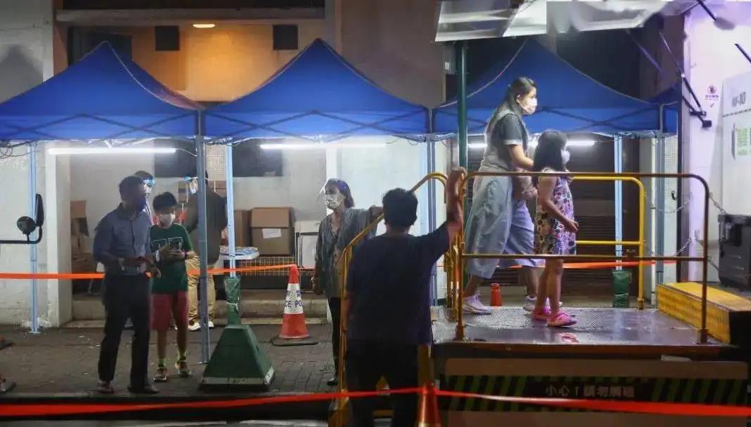 72地納強檢 包括10間食肆及2間食堂