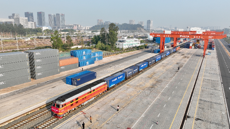 11日經水路抵港物資約17020噸 增8宗跨境司機初陽或不確定