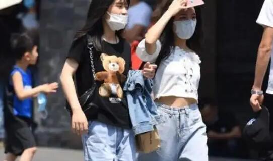 7月以來54位深圳人被「烤」倒 急救中心提醒市民出門做好防曬散熱