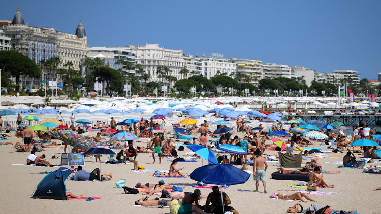 法國84個省份進入高溫警戒 西南部森林火災肆虐