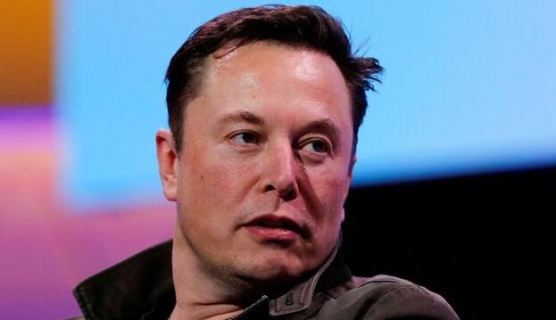 馬斯克：已將自己的大腦上傳雲端