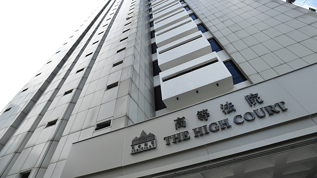 掟磚擊斃羅伯案 兩暴青押至下月12日判刑