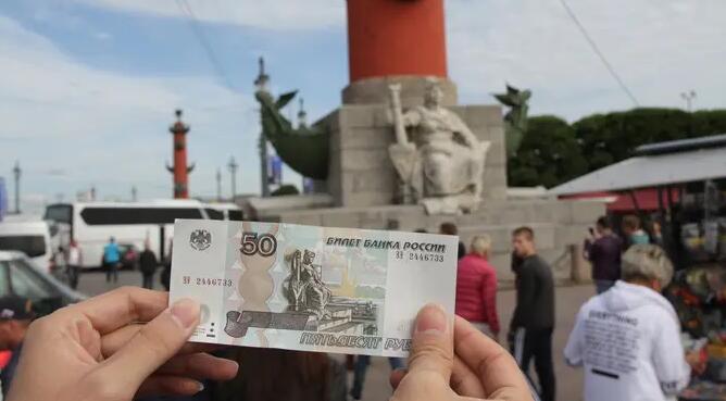 烏克蘭赫爾松州：全面轉用俄羅斯盧布