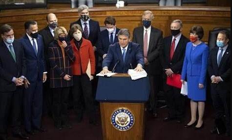 美國會參議員曼欽、穆考斯基新冠檢測呈陽性