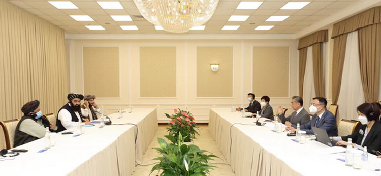 王毅：8月1日起 中方將恢復對阿富汗公民簽發來華簽證