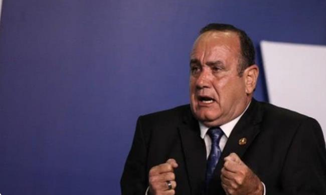 危地馬拉總統遭襲 未受到人身傷害