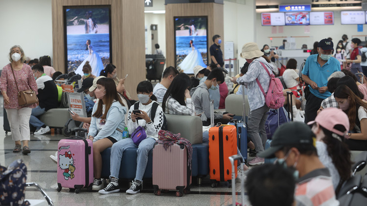 台灣8月1日新增16584例新冠肺炎確診病例