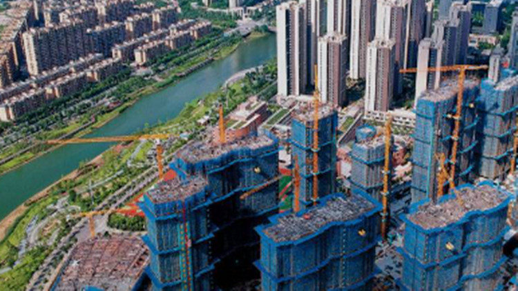 【午市焦點】港股半日升18點 內房物管股造好