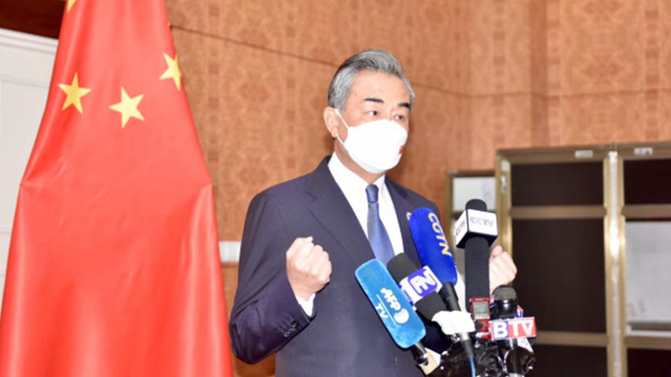 王毅舉行中外記者會全面闡述中方在台灣問題上的立場