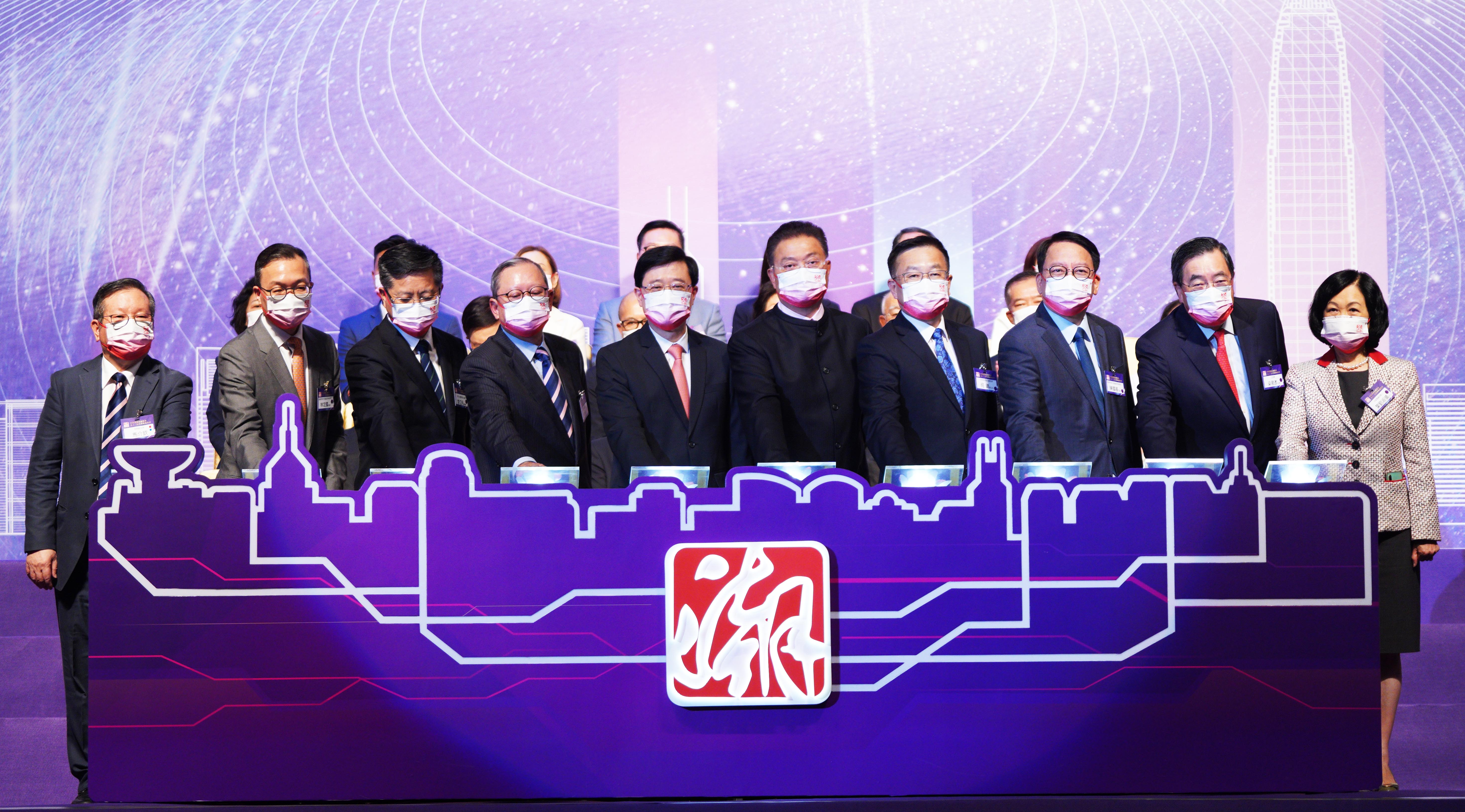 潮屬社總第十一屆會董就職 李家超：續團結潮籍社群