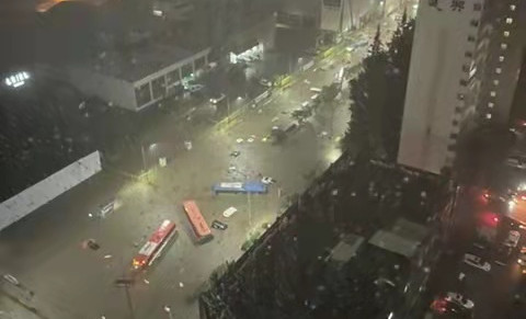 韓國首爾地區暴雨致多處被淹