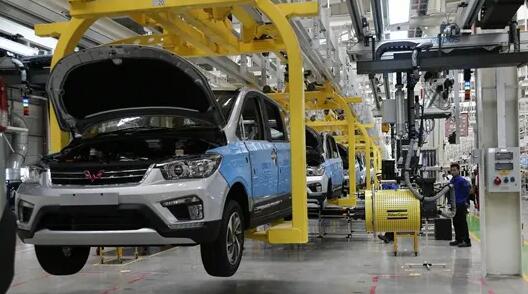 印尼首台中國品牌新能源汽車下線