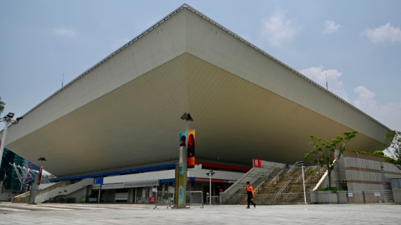 紅館演唱會意外調查指懸掛裝置和裝工或致屏幕下墜