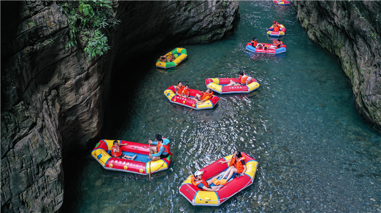 文旅部：規範導遊執業行為　整治「不合理低價游」