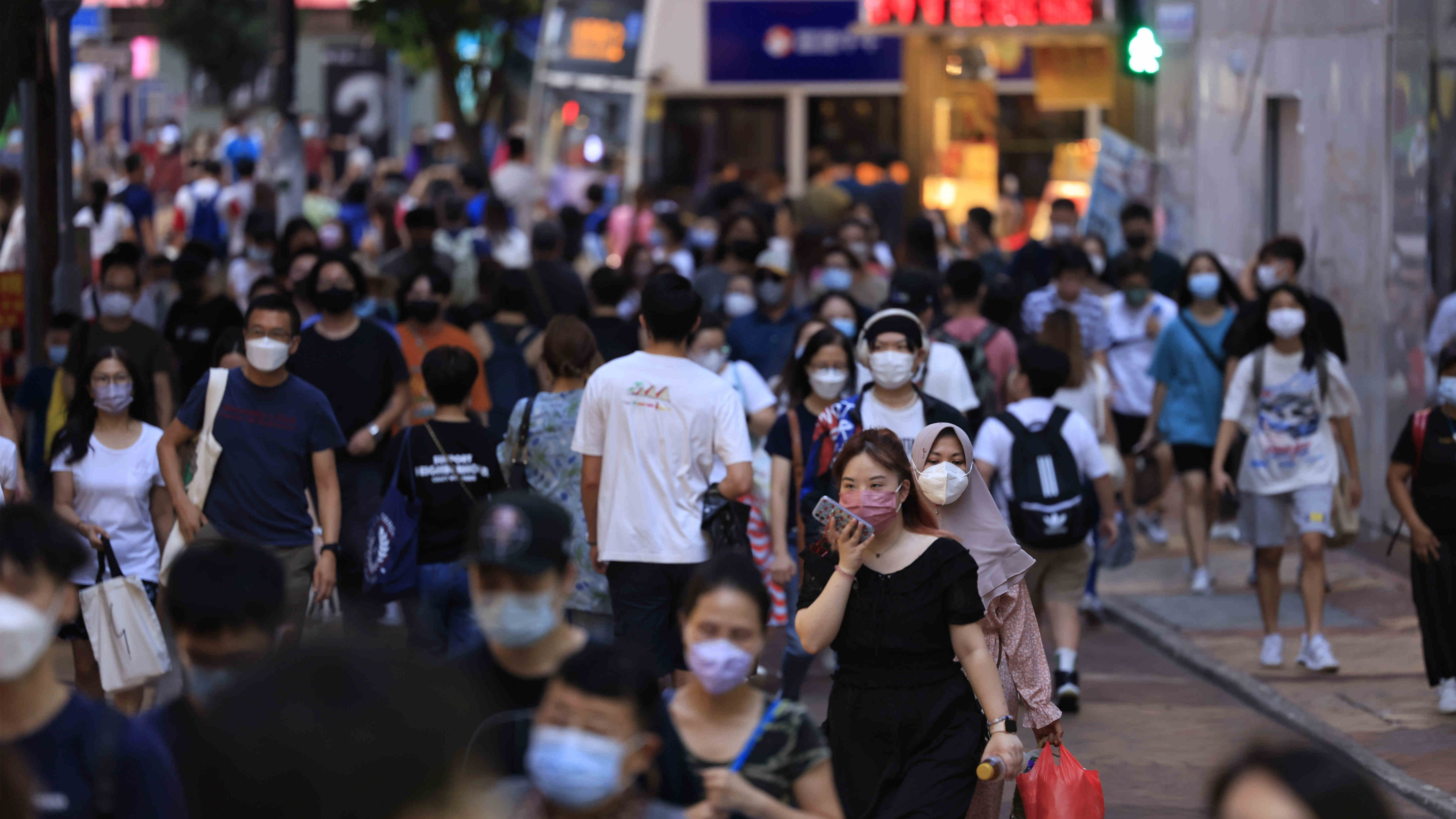 【商報圖說】疫阻人才來港 窒礙各行各業