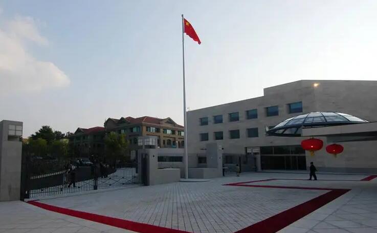 中國駐美使館發言人就反華不法分子滋擾使館答記者問