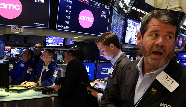 鮑威爾放鷹  道指早段跌逾500點