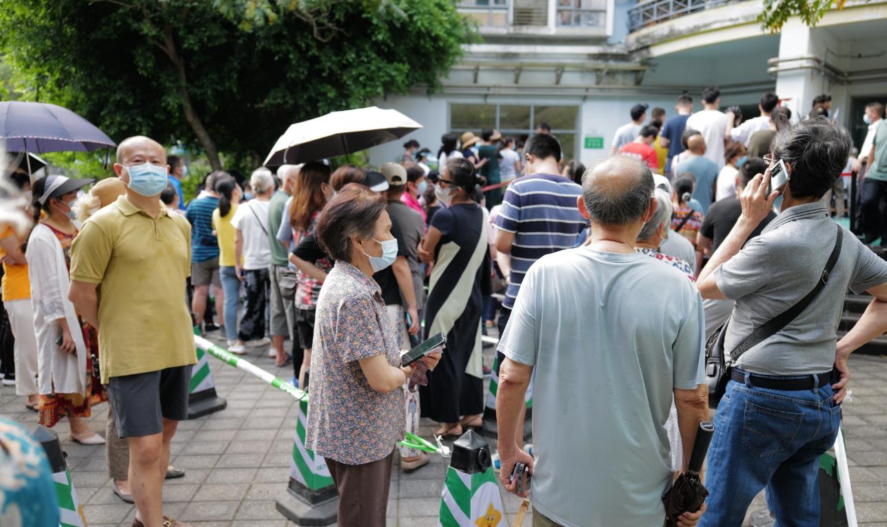 8月30日深圳在隔離觀察人員中發現23例，在重點人員中發現6例，主動就診4例，社區篩查發現4例