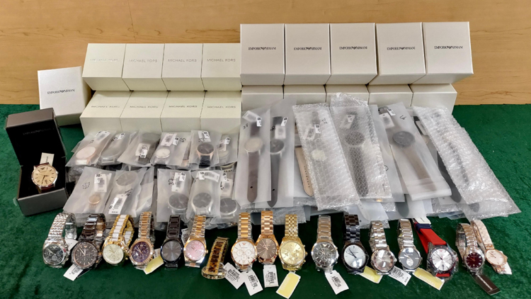 海關檢獲約500隻懷疑冒牌手表 市值約60萬元