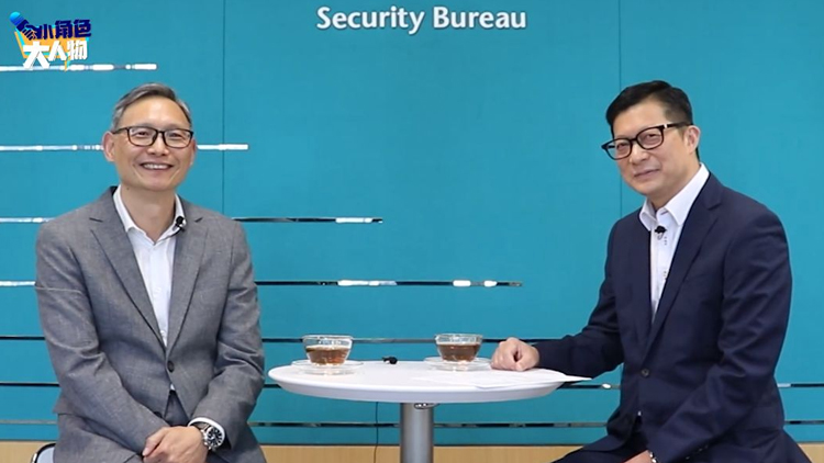 鄧炳強主持網上節目 首集訪問副手卓孝業