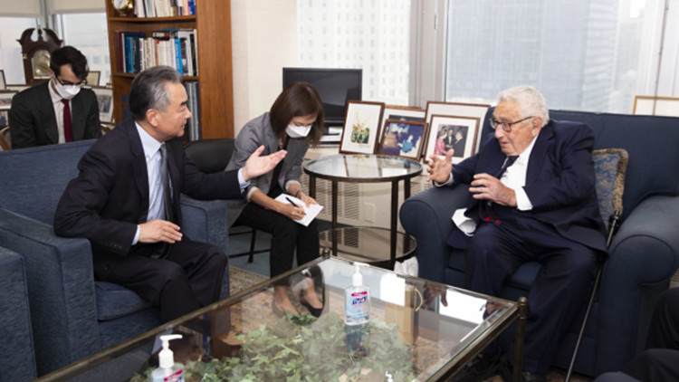 王毅會見美國前國務卿基辛格