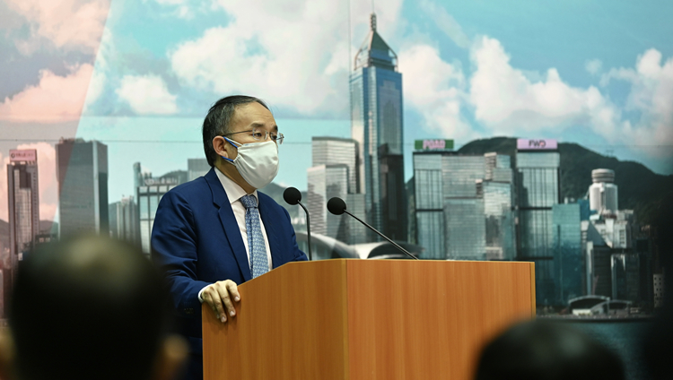 許正宇︰擬擴稅務優惠拓人債市場