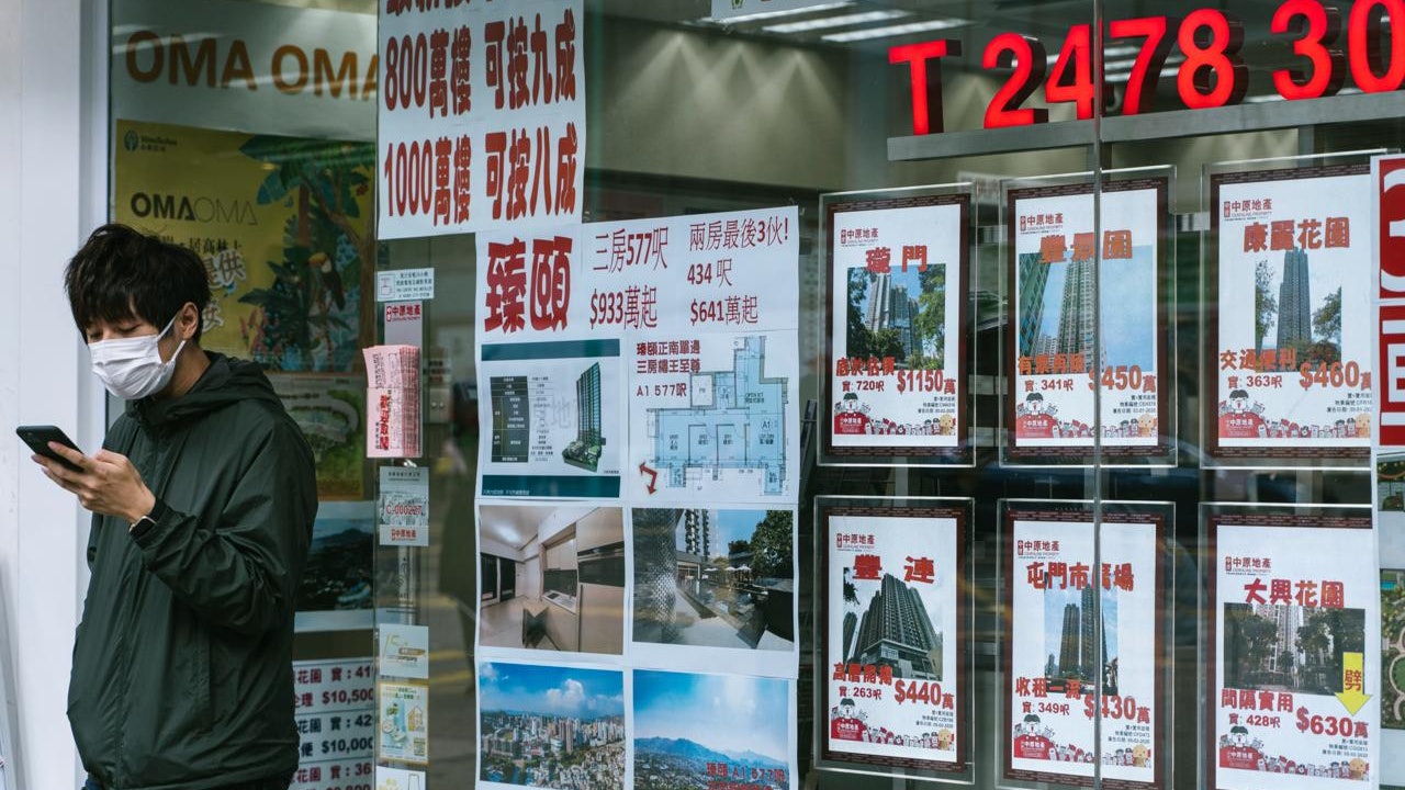 本港9月底地產代理人數按月少90人